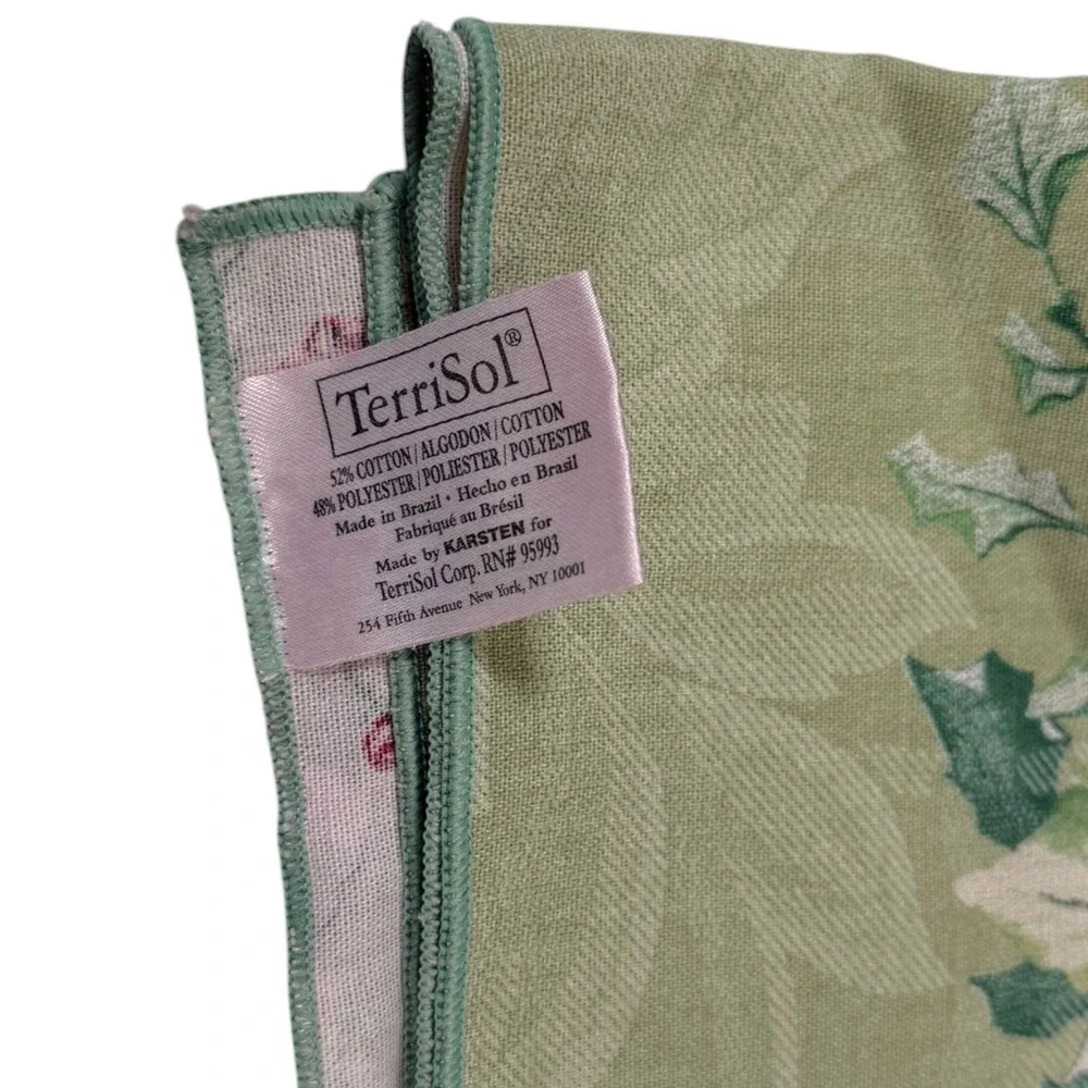 TerriSol 136x49 Green Tablecloth Poinsettia Floral Christmas Holiday Cottagecore